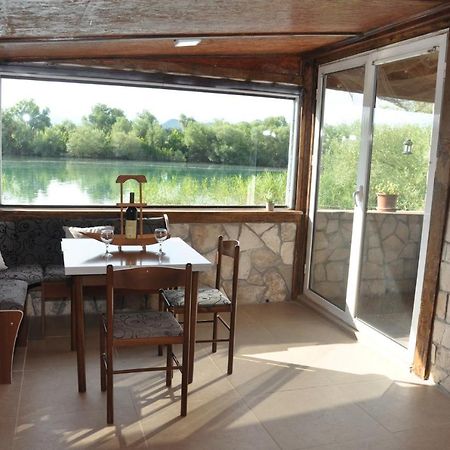 Skadar Lake House Вирпазар Екстериор снимка