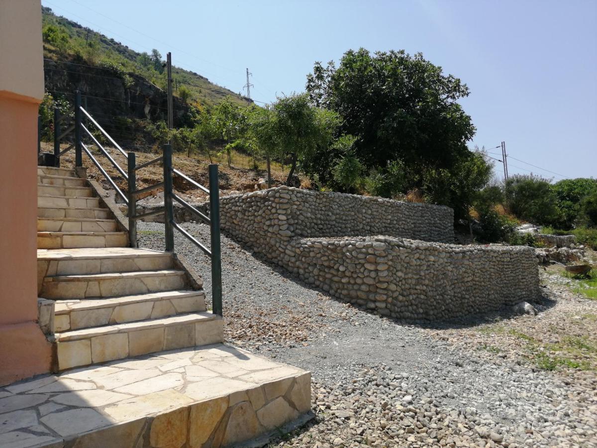 Skadar Lake House Вирпазар Екстериор снимка