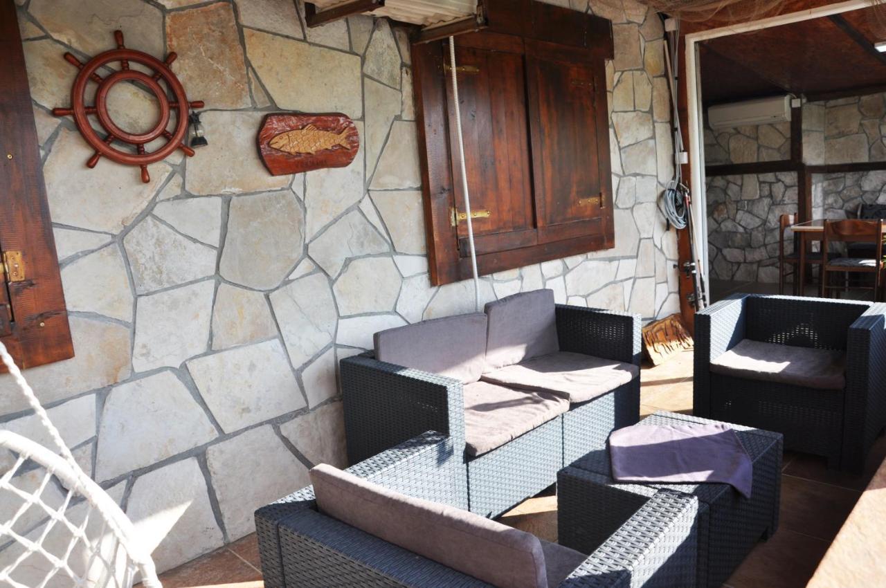 Skadar Lake House Вирпазар Екстериор снимка