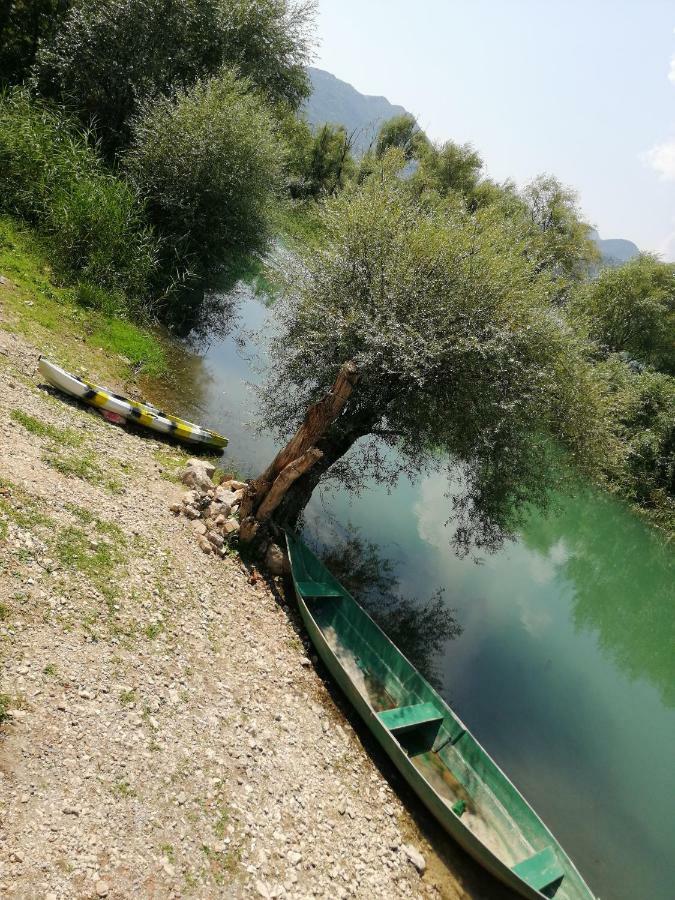 Skadar Lake House Вирпазар Екстериор снимка